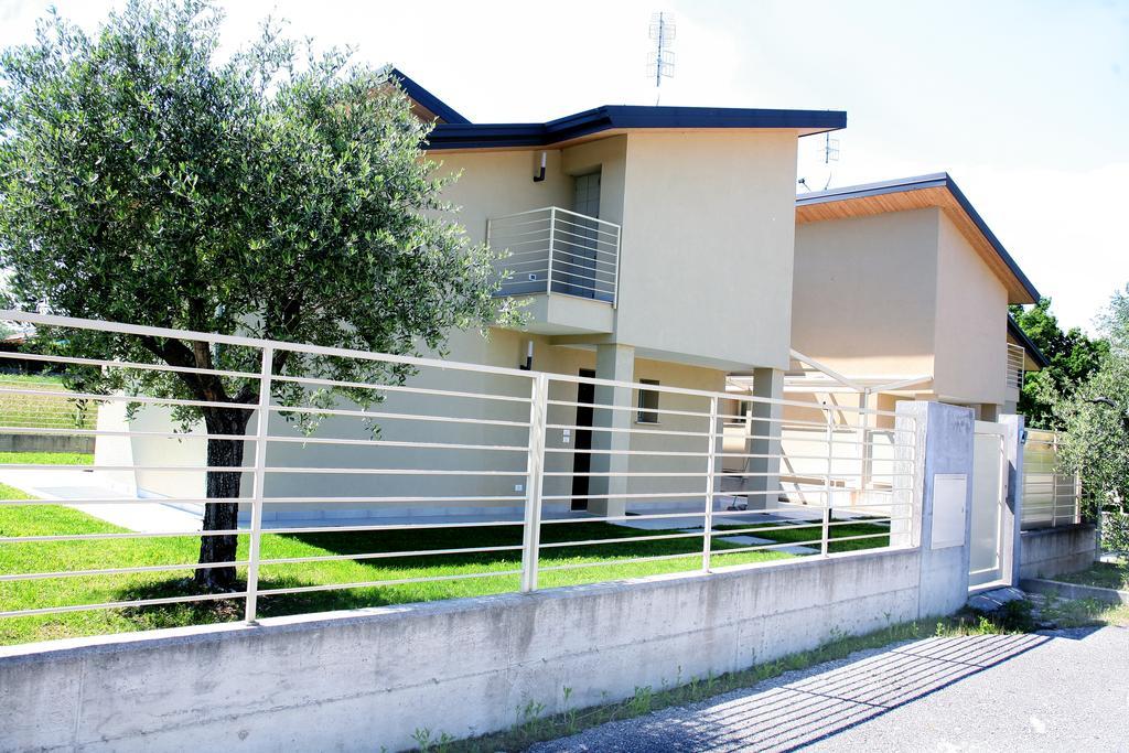 Le Golfette - Ville Al Golf Manerba del Garda Exterior foto